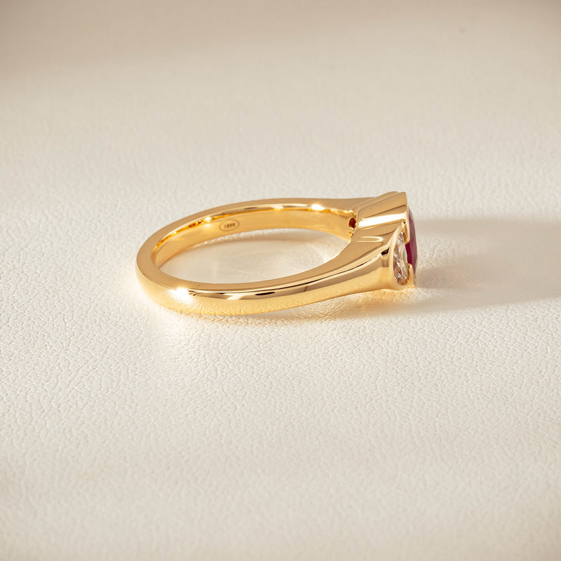 18ct Yellow Gold 1.46ct Ruby & Diamond Rubover-Set Ring