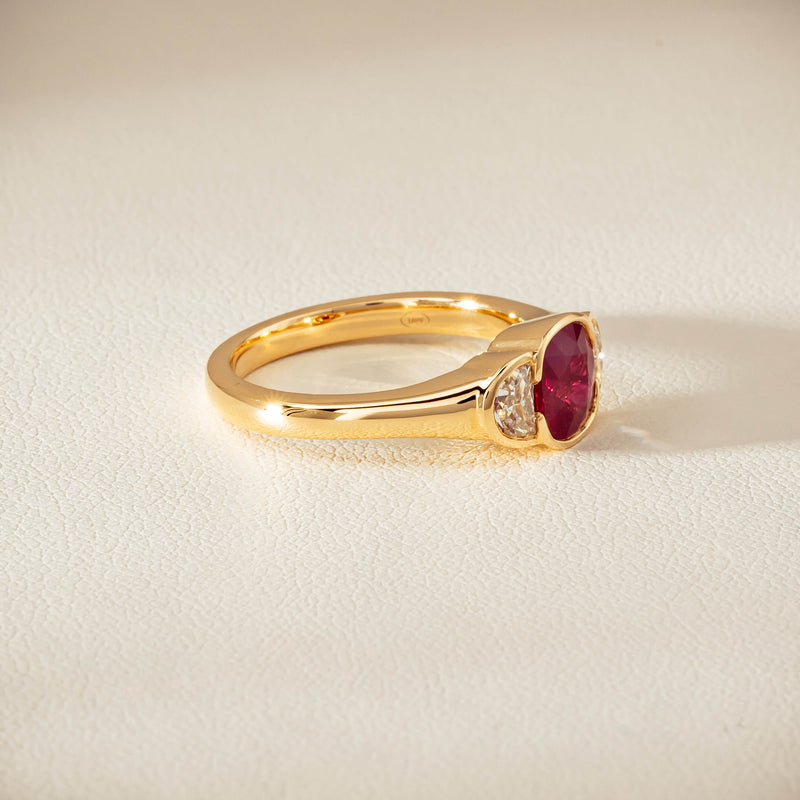 18ct Yellow Gold 1.46ct Ruby & Diamond Rubover-Set Ring