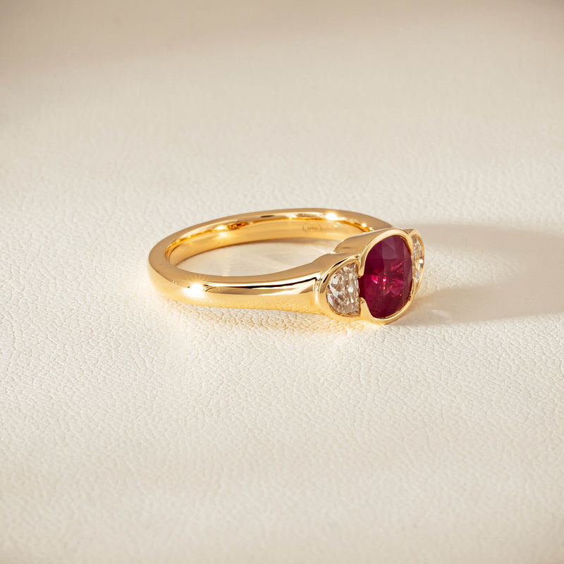 18ct Yellow Gold 1.46ct Ruby & Diamond Rubover-Set Ring