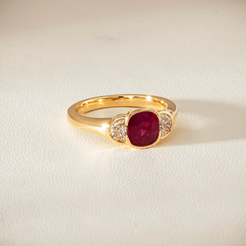 18ct Yellow Gold 1.46ct Ruby & Diamond Rubover-Set Ring