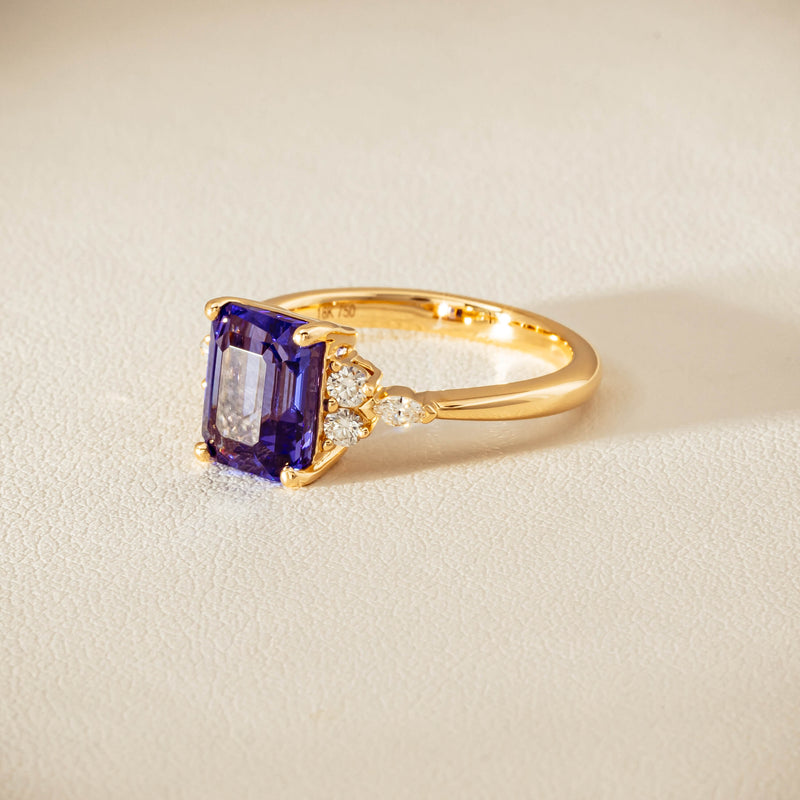 18ct Yellow Gold 2.88ct Tanzanite & Diamond Oriana Ring