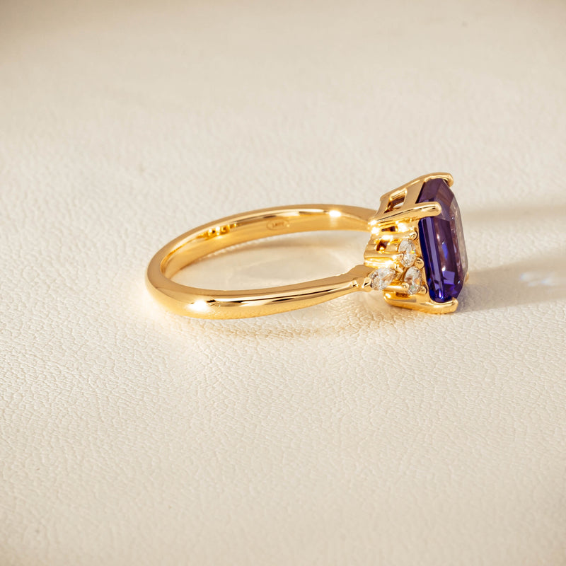 18ct Yellow Gold 2.88ct Tanzanite & Diamond Oriana Ring