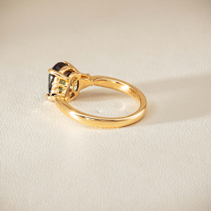 18ct Yellow Gold 3.01ct Green Sapphire & Diamond Ayla Ring