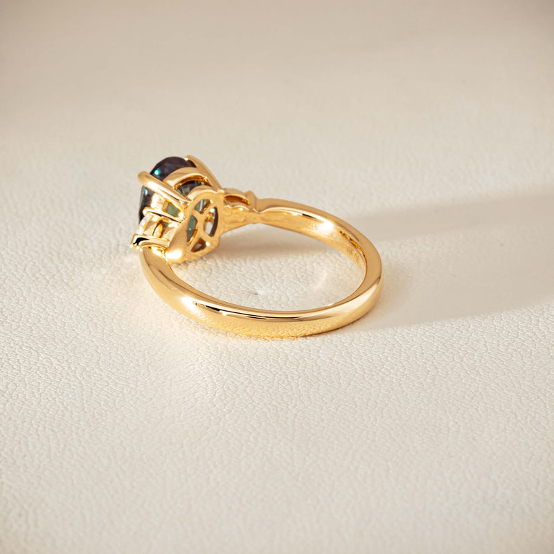 18ct Yellow Gold 3.01ct Green Sapphire & Diamond Ayla Ring