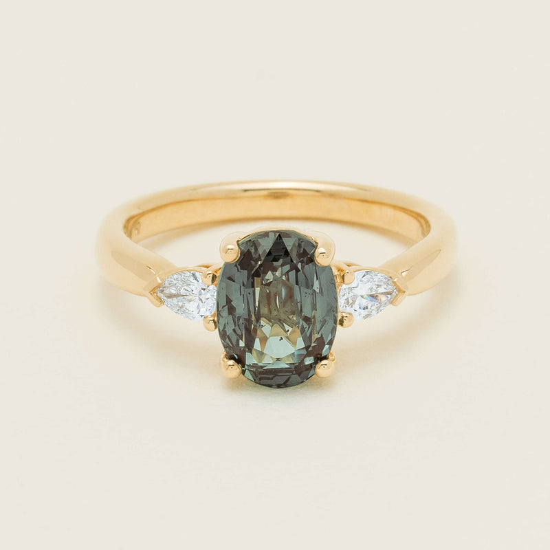 18ct Yellow Gold 3.01ct Green Sapphire & Diamond Ayla Ring