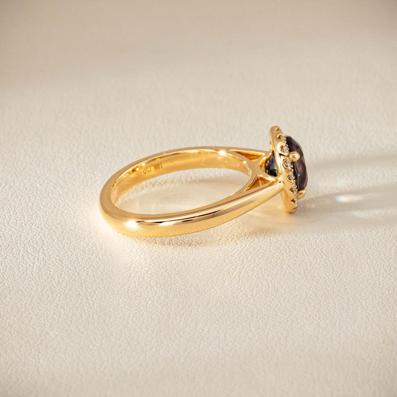 18ct Yellow Gold 2.03ct Green Sapphire & Diamond Nina Ring