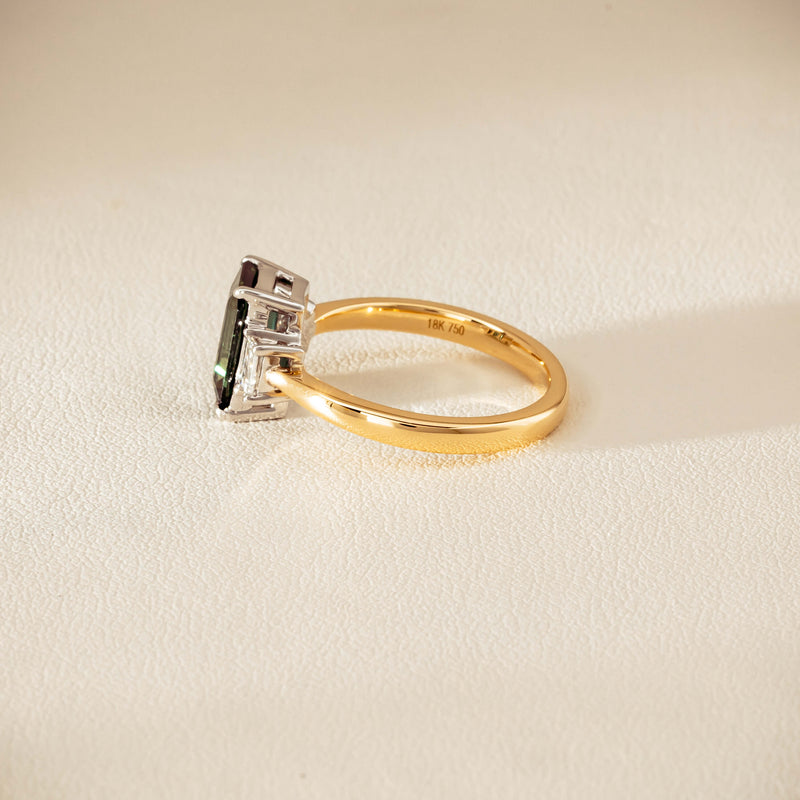 18ct Yellow Gold 2.35ct Green Sapphire Diamond Odyssey Ring