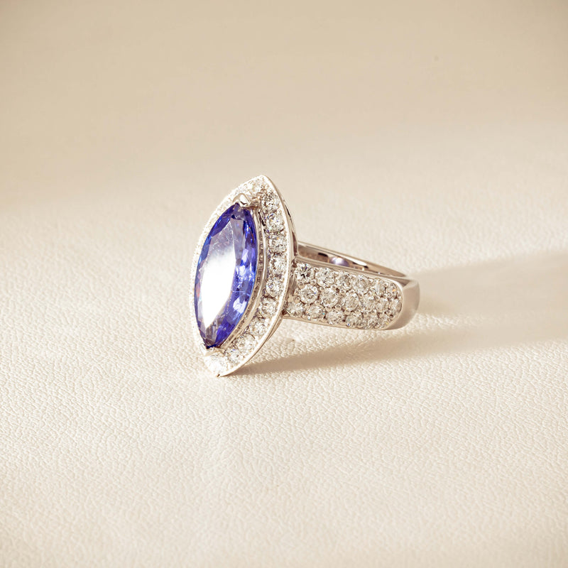 Deja Vu 18ct White Gold 2.20ct Tanzanite & Diamond Ring