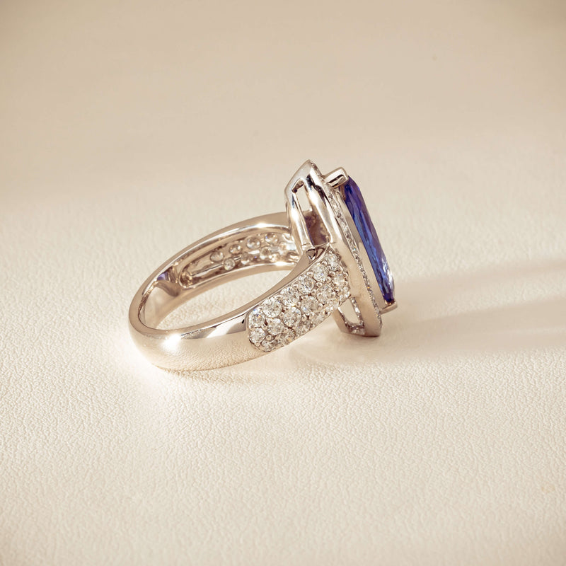Deja Vu 18ct White Gold 2.20ct Tanzanite & Diamond Ring