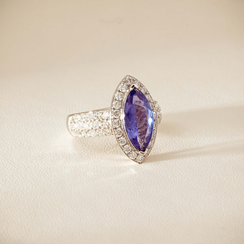 Deja Vu 18ct White Gold 2.20ct Tanzanite & Diamond Ring
