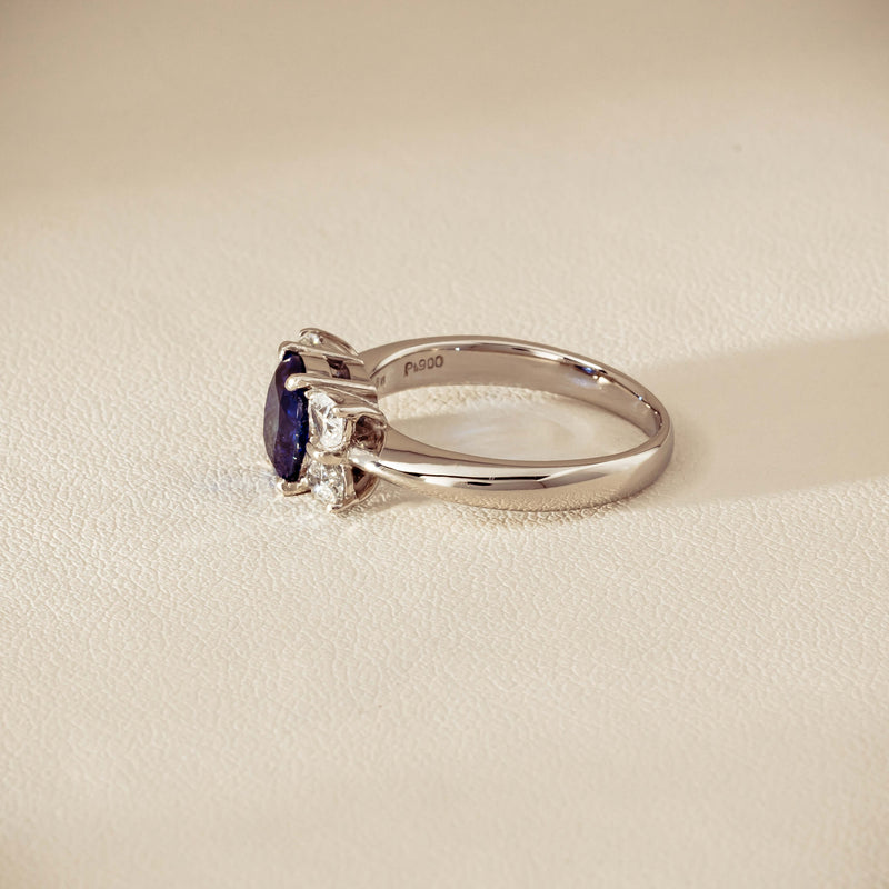 Deja Vu Platinum 1.49ct Oval Sapphire & Diamond Ring