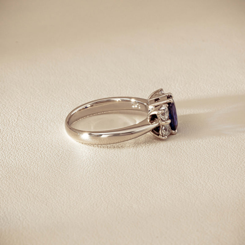 Deja Vu Platinum 1.49ct Oval Sapphire & Diamond Ring