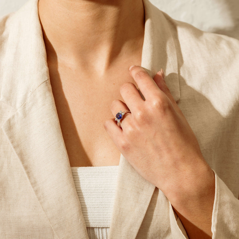 Deja Vu Platinum 1.49ct Oval Sapphire & Diamond Ring
