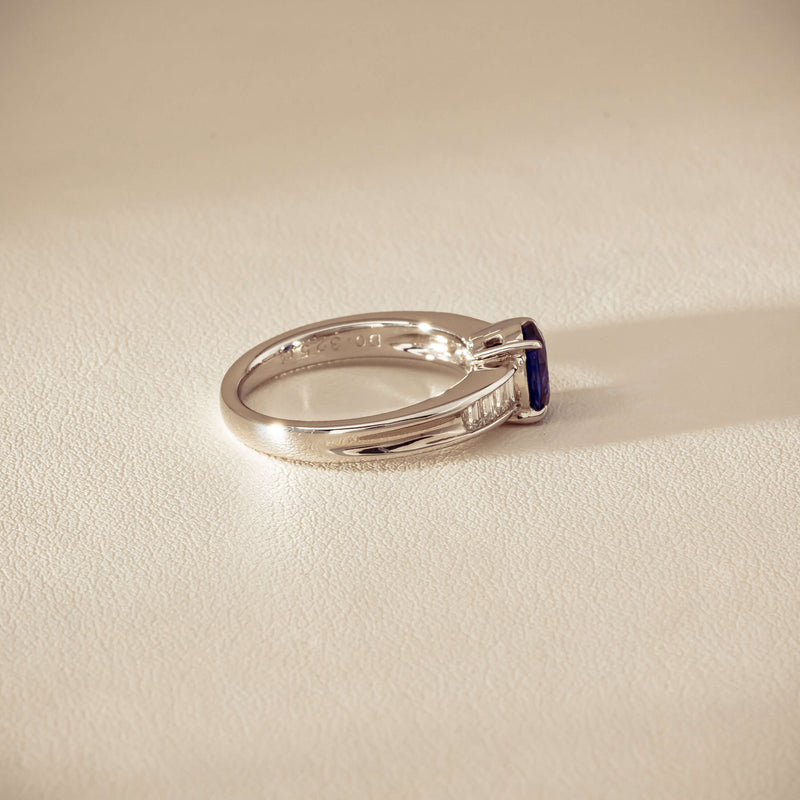 Deja Vu Platinum 1.19ct Oval Sapphire & Diamond Ring - Ring - Walker & Hall