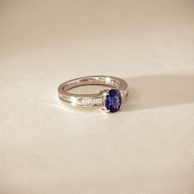 Deja Vu Platinum 1.19ct Oval Sapphire & Diamond Ring - Ring - Walker & Hall