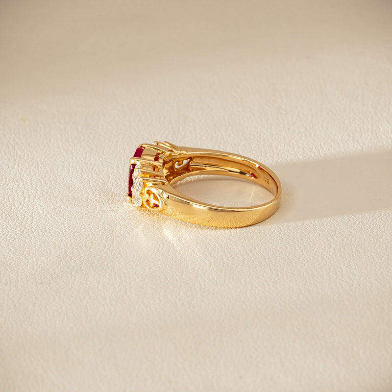 Deja Vu 18ct Yellow Gold 1.36ct Ruby & Diamond Ring