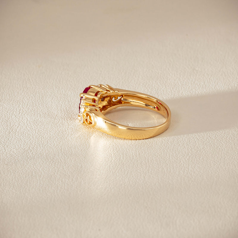 Deja Vu 18ct Yellow Gold 1.36ct Ruby & Diamond Ring