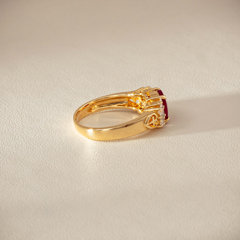 Deja Vu 18ct Yellow Gold 1.36ct Ruby & Diamond Ring