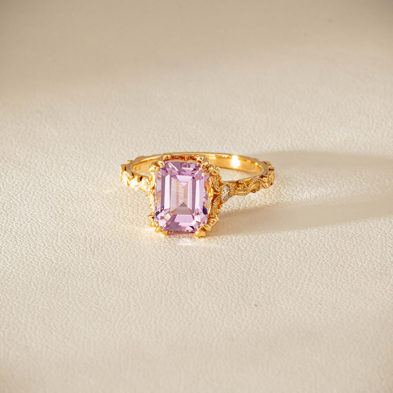 18ct Yellow Gold Kunzite & Diamond Romanov Ring