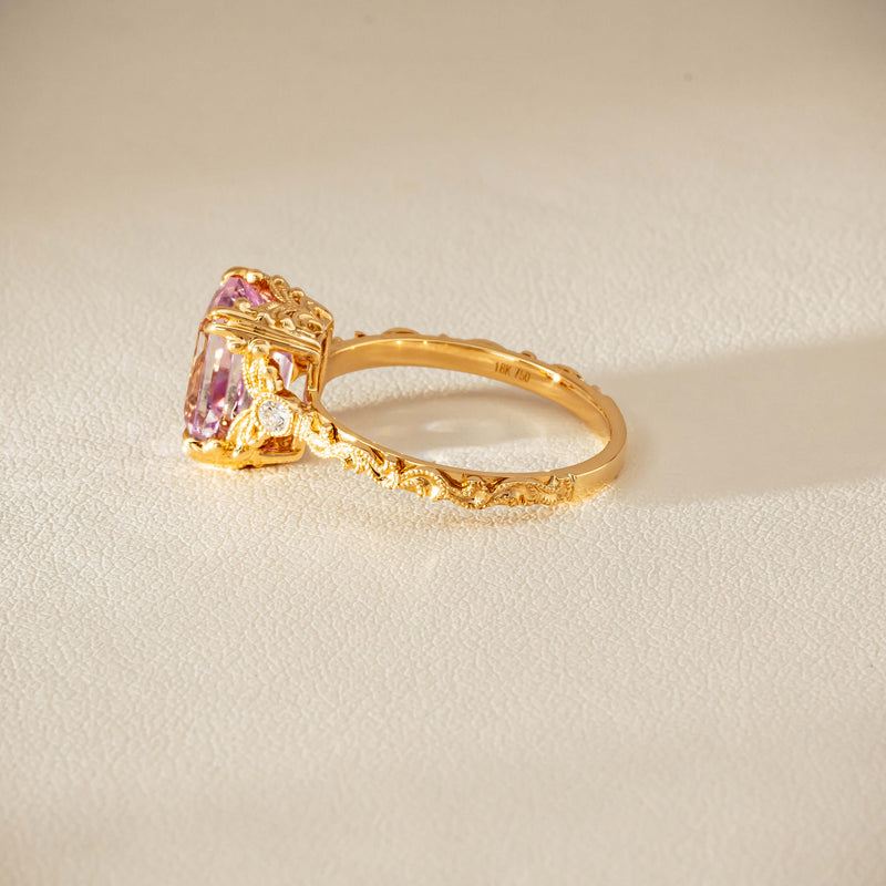 18ct Yellow Gold Kunzite & Diamond Romanov Ring