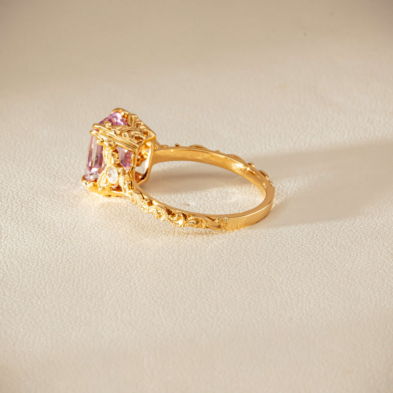 18ct Yellow Gold Kunzite & Diamond Romanov Ring