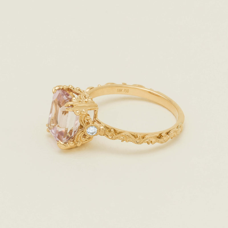 18ct Yellow Gold Kunzite & Diamond Romanov Ring