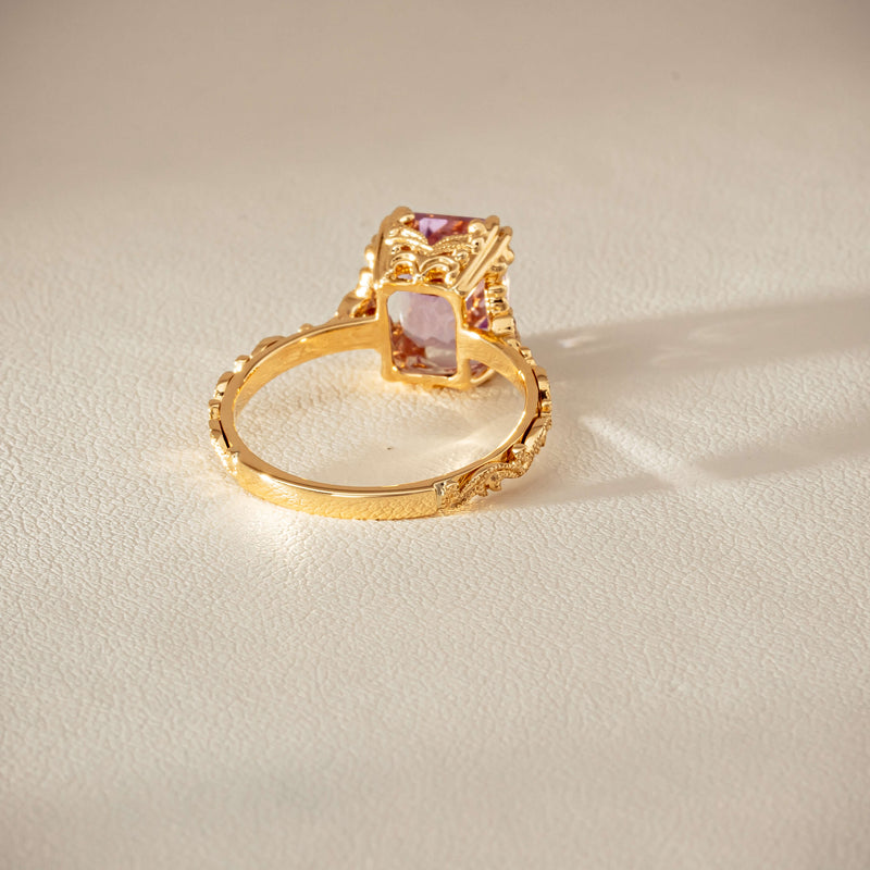 18ct Yellow Gold Kunzite & Diamond Romanov Ring