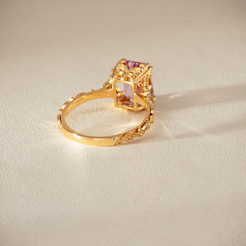 18ct Yellow Gold Kunzite & Diamond Romanov Ring