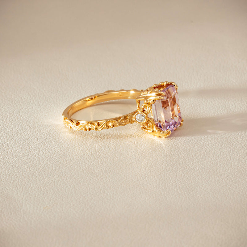 18ct Yellow Gold Kunzite & Diamond Romanov Ring