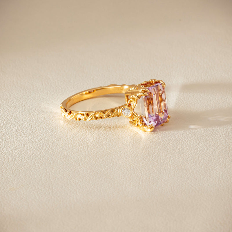 18ct Yellow Gold Kunzite & Diamond Romanov Ring