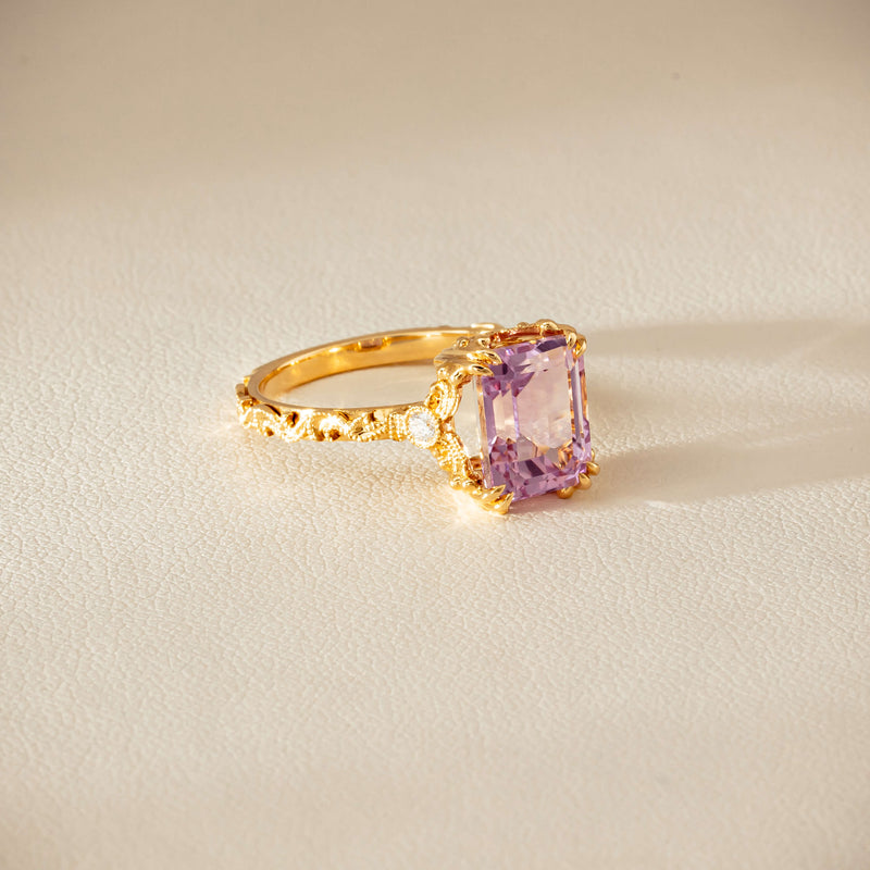 18ct Yellow Gold Kunzite & Diamond Romanov Ring