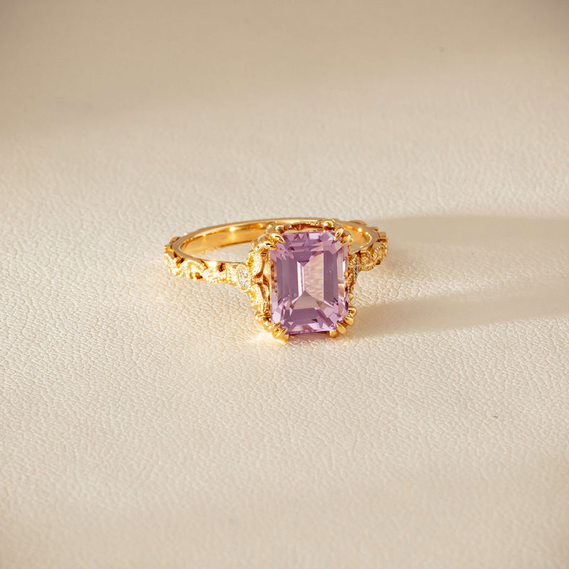 18ct Yellow Gold Kunzite & Diamond Romanov Ring