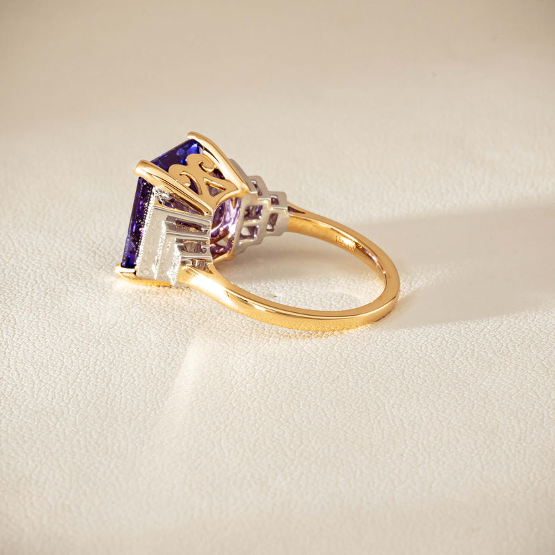 18ct Yellow Gold Tanzanite & Diamond Maya Ring