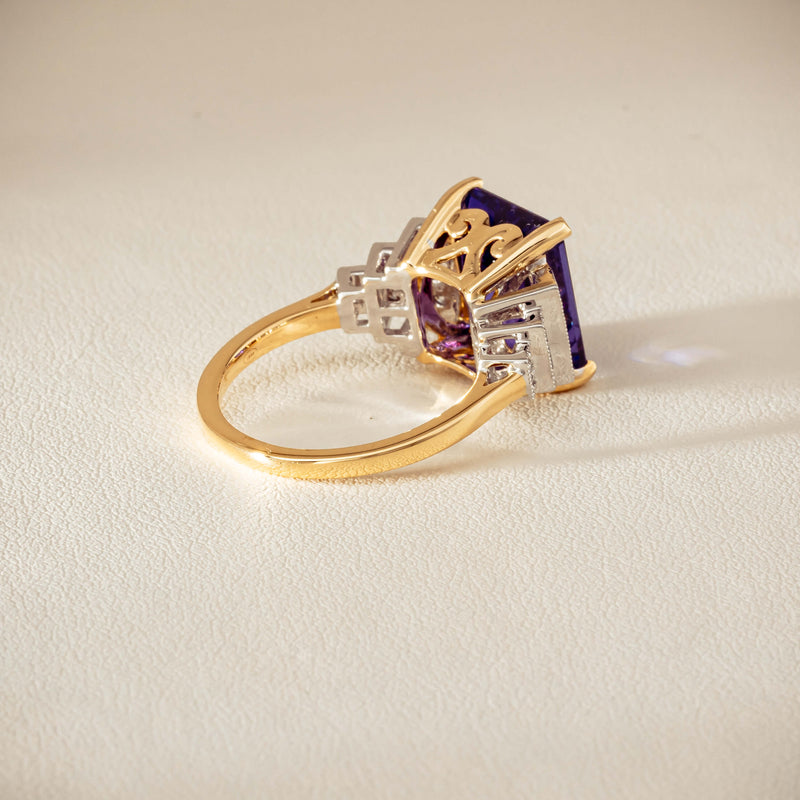 18ct Yellow Gold Tanzanite & Diamond Maya Ring
