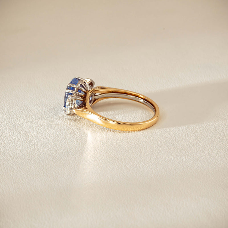 Deja Vu 18ct Yellow Gold 3.67ct Sapphire & Diamond Ring - Ring - Walker & Hall