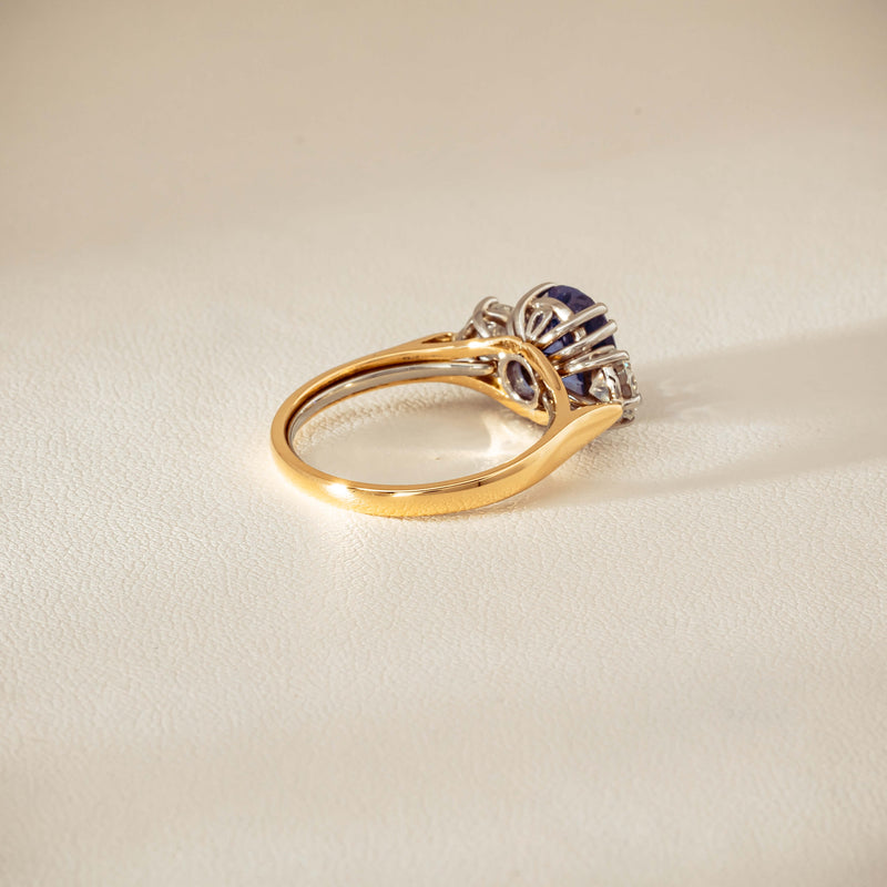 Deja Vu 18ct Yellow Gold 3.67ct Sapphire & Diamond Ring - Ring - Walker & Hall