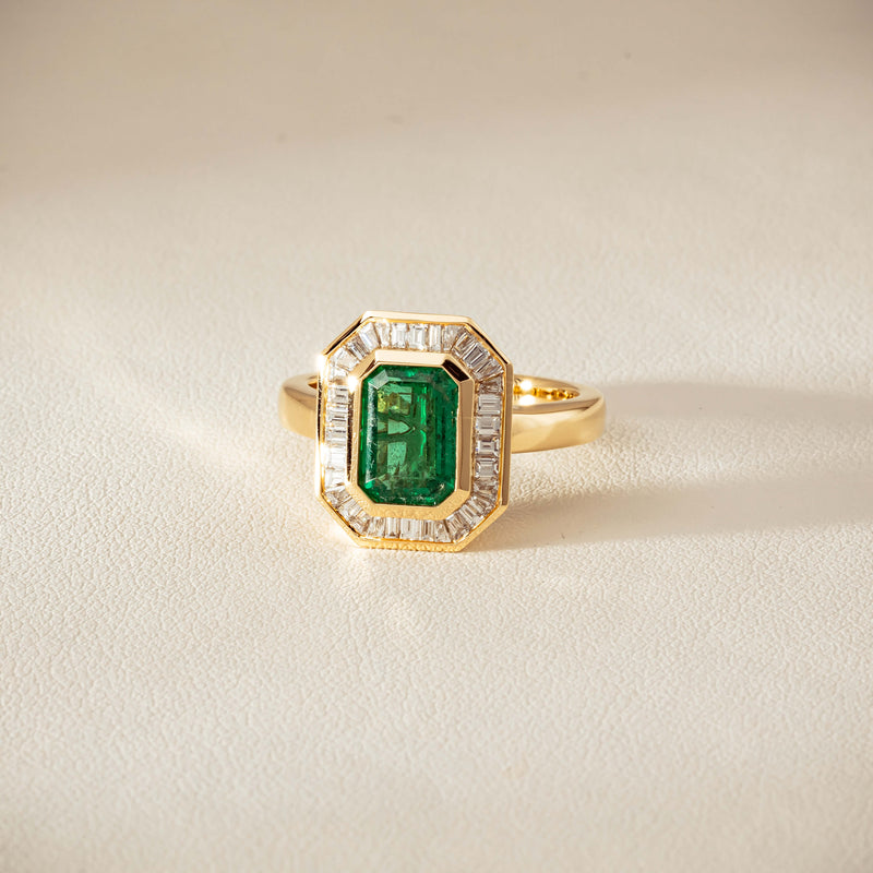 18ct Yellow Gold 2.26ct Emerald & Diamond Halo Ring