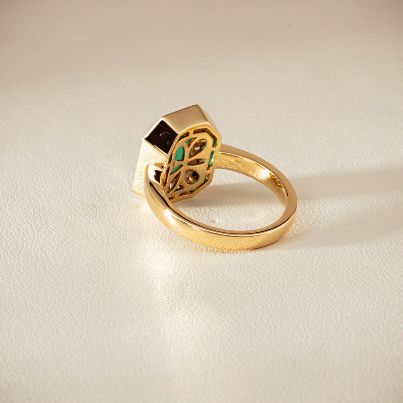 18ct Yellow Gold 2.26ct Emerald & Diamond Halo Ring