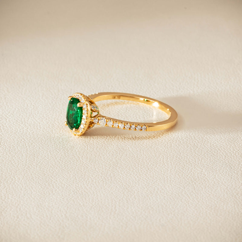 18ct Yellow Gold .72ct Emerald Diamond Mini Sierra Ring