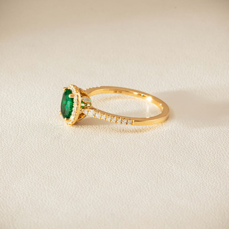 18ct Yellow Gold .72ct Emerald Diamond Mini Sierra Ring