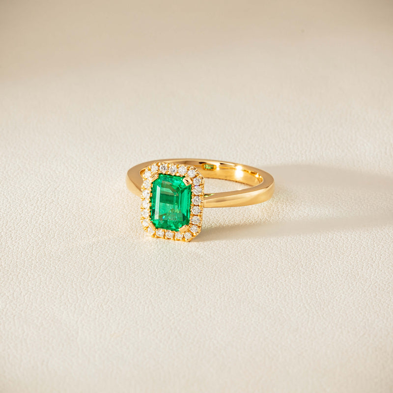 18ct Yellow Gold 1.38ct Emerald & Diamond Nina Ring