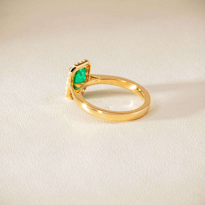 18ct Yellow Gold 1.38ct Emerald & Diamond Nina Ring