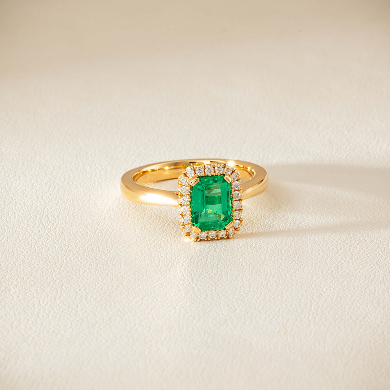 18ct Yellow Gold 1.38ct Emerald & Diamond Nina Ring