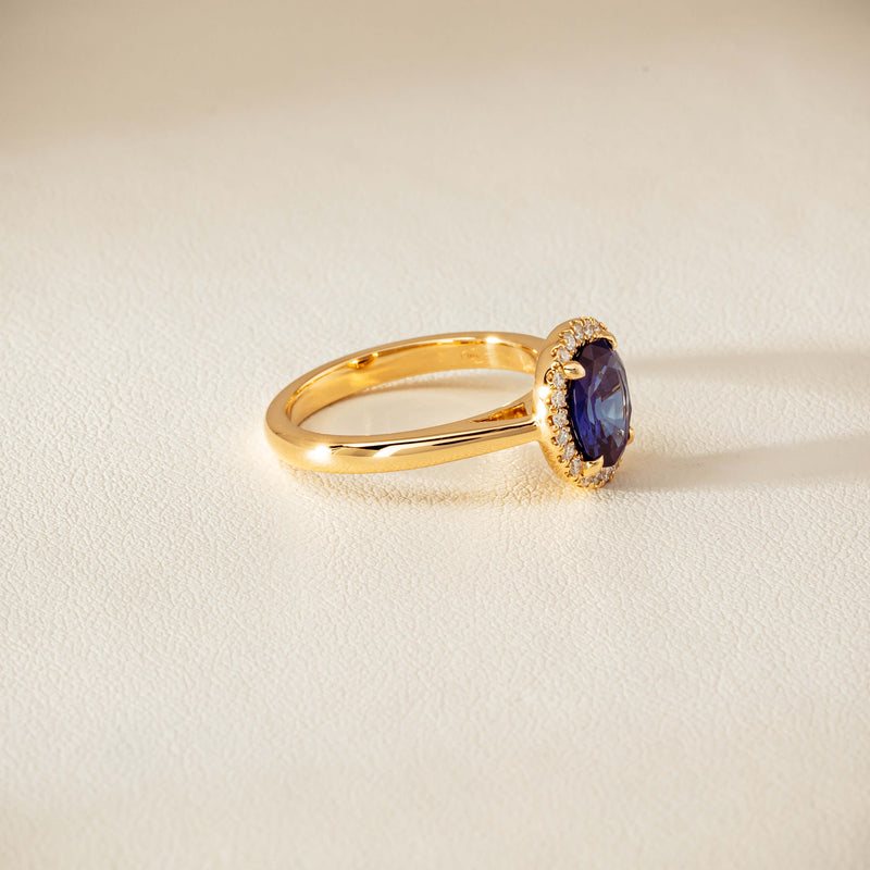 18ct Yellow Gold 1.62ct Sapphire & Diamond Nina Ring