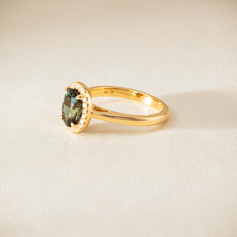 18ct Yellow Gold 2.37ct Green Sapphire & Diamond Nina Ring