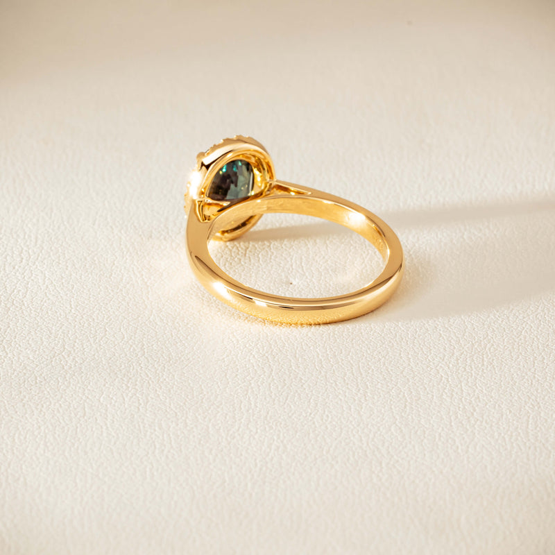 18ct Yellow Gold 2.37ct Green Sapphire & Diamond Nina Ring