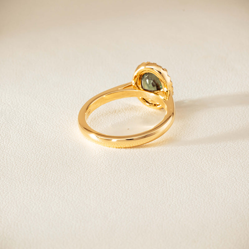 18ct Yellow Gold 2.37ct Green Sapphire & Diamond Nina Ring