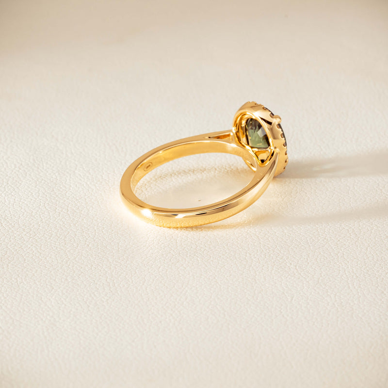 18ct Yellow Gold 2.37ct Green Sapphire & Diamond Nina Ring