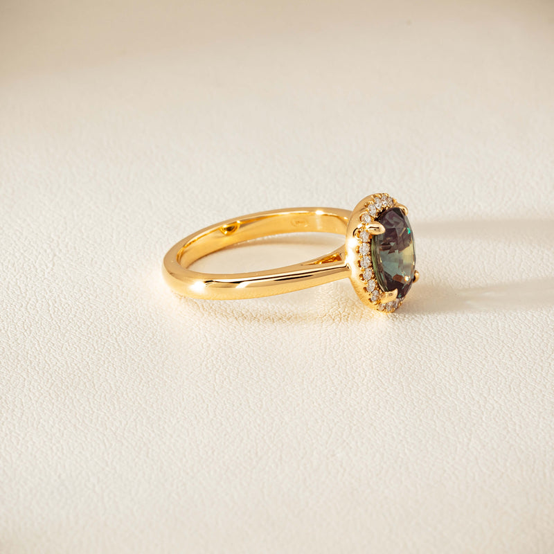 18ct Yellow Gold 2.37ct Green Sapphire & Diamond Nina Ring