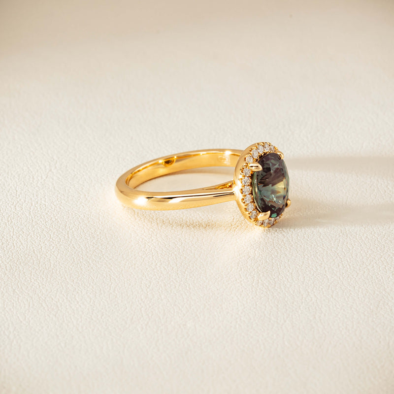 18ct Yellow Gold 2.37ct Green Sapphire & Diamond Nina Ring